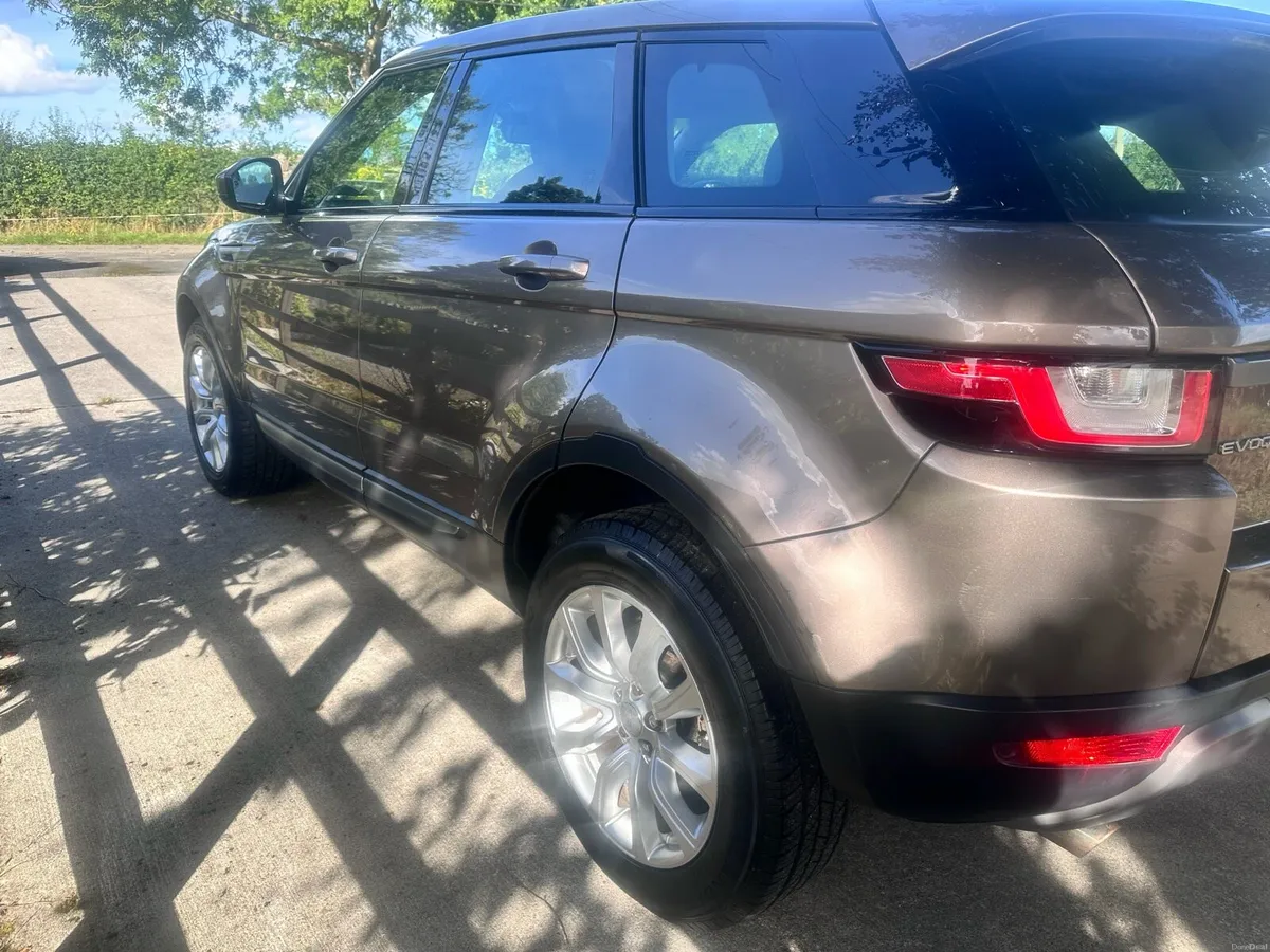 Range Rover Evoque - Image 6