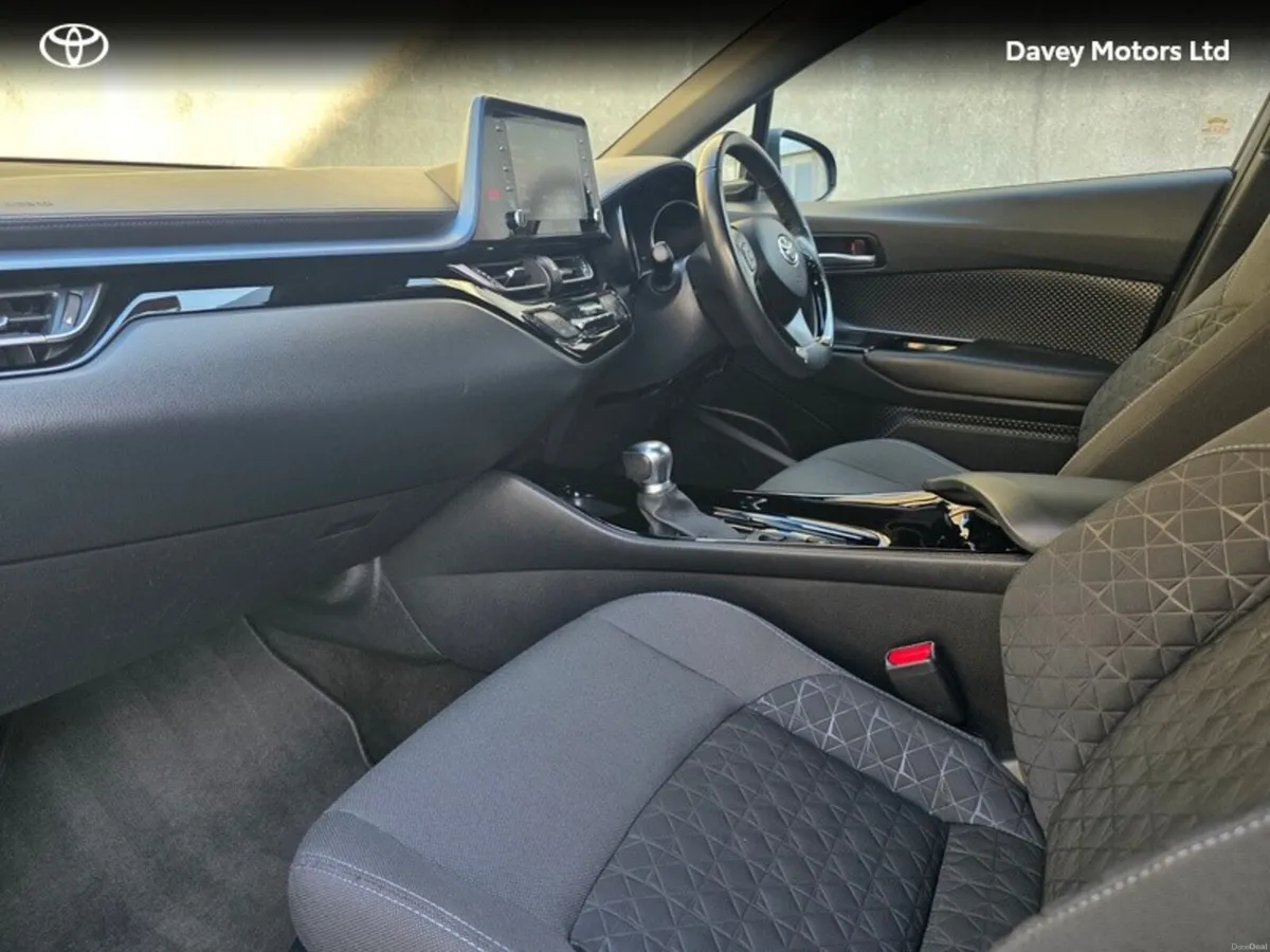 Toyota C-HR C-HR 1.8 HYBRID SPORT - Image 6