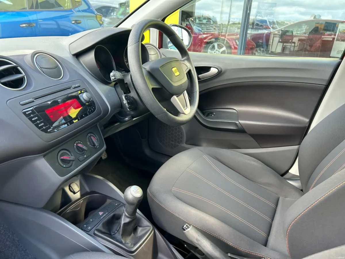 SEAT Ibiza 5DR 1.2 REFERENCE SE 4DR - Image 2
