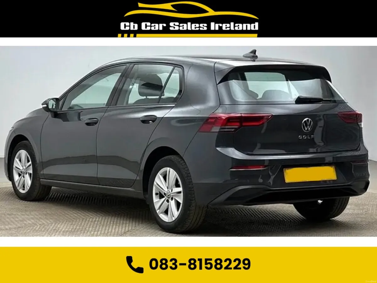 Volkswagen Golf LIFE TSI - Image 3