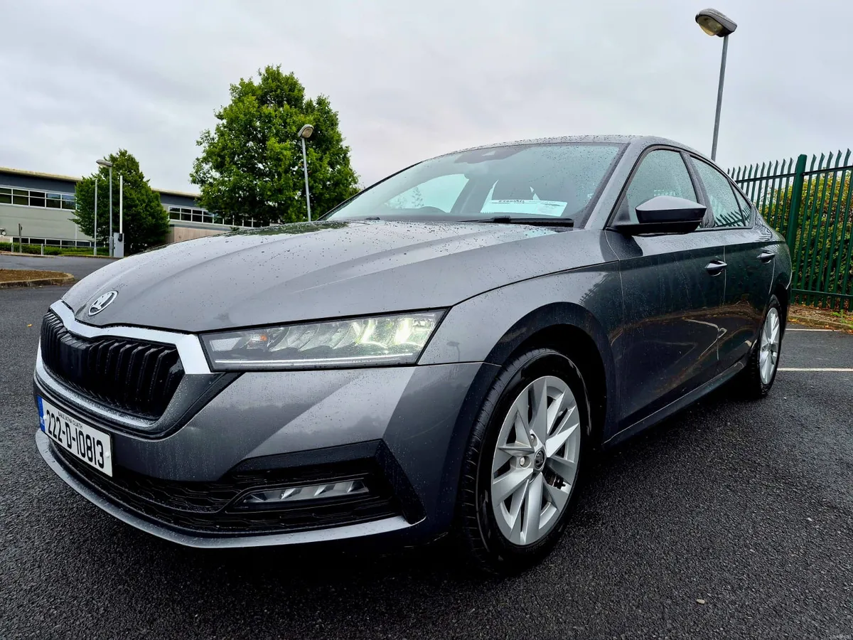 2022 SKODA OCTAVIA AMBITION 2.0 TDI - Image 4