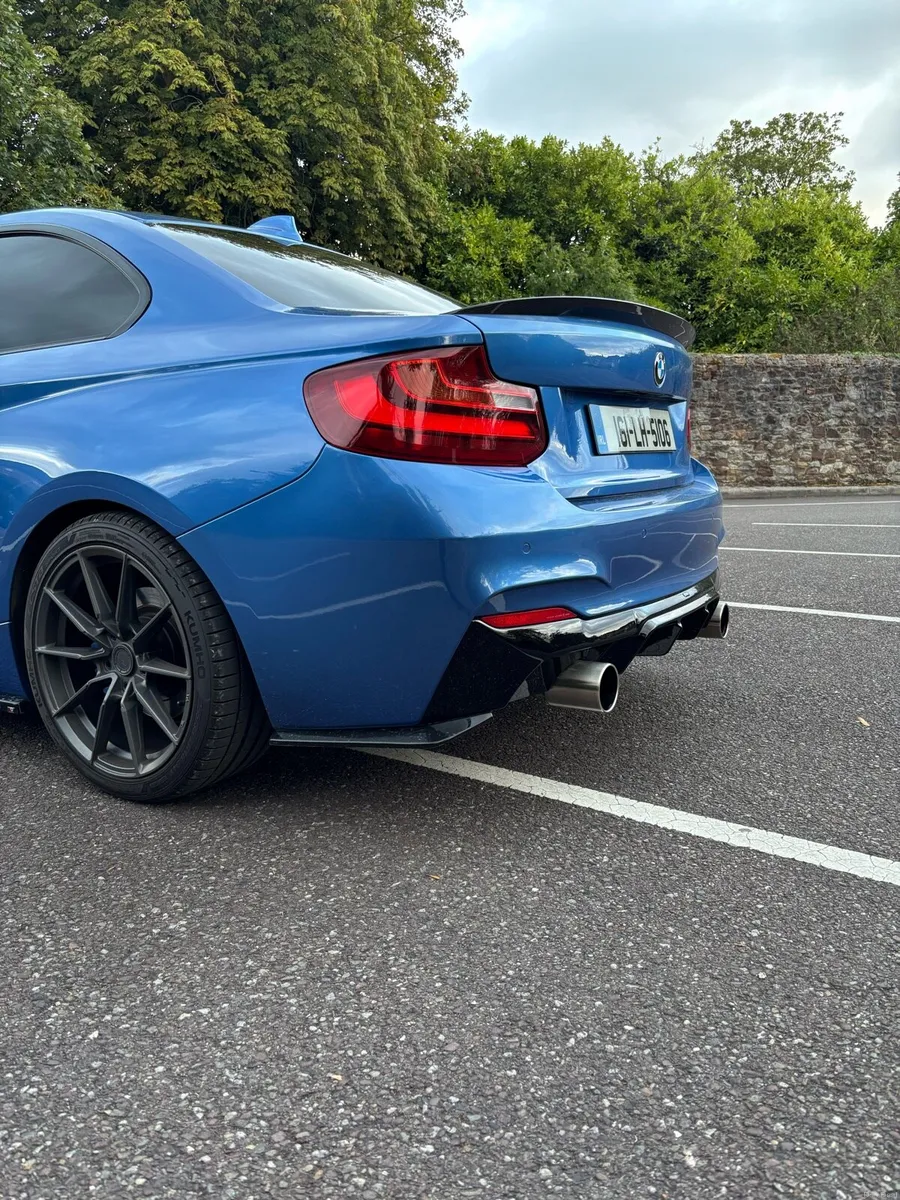 BMW 220d M-SPORT COUPE - Image 4