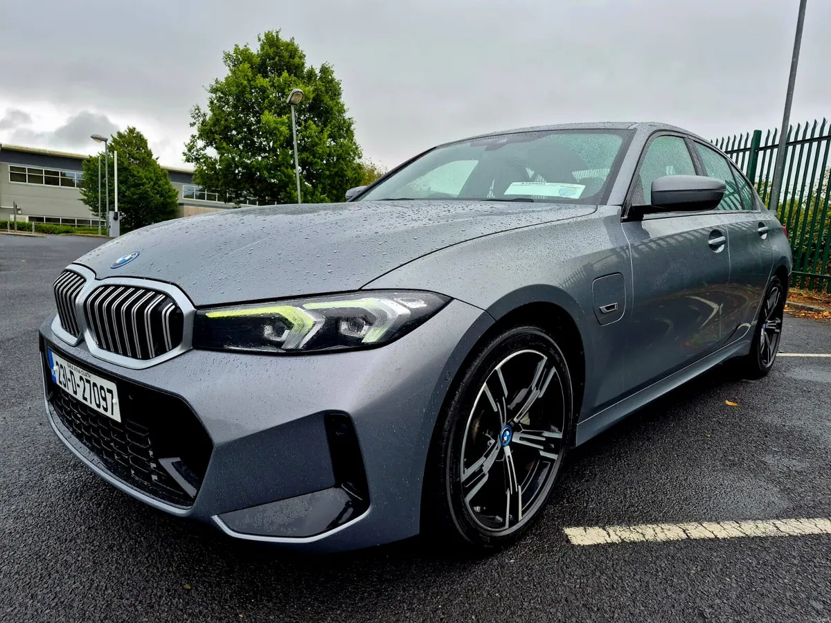 2023 BMW 330E M SPORT PHEV HYBRID - Image 3