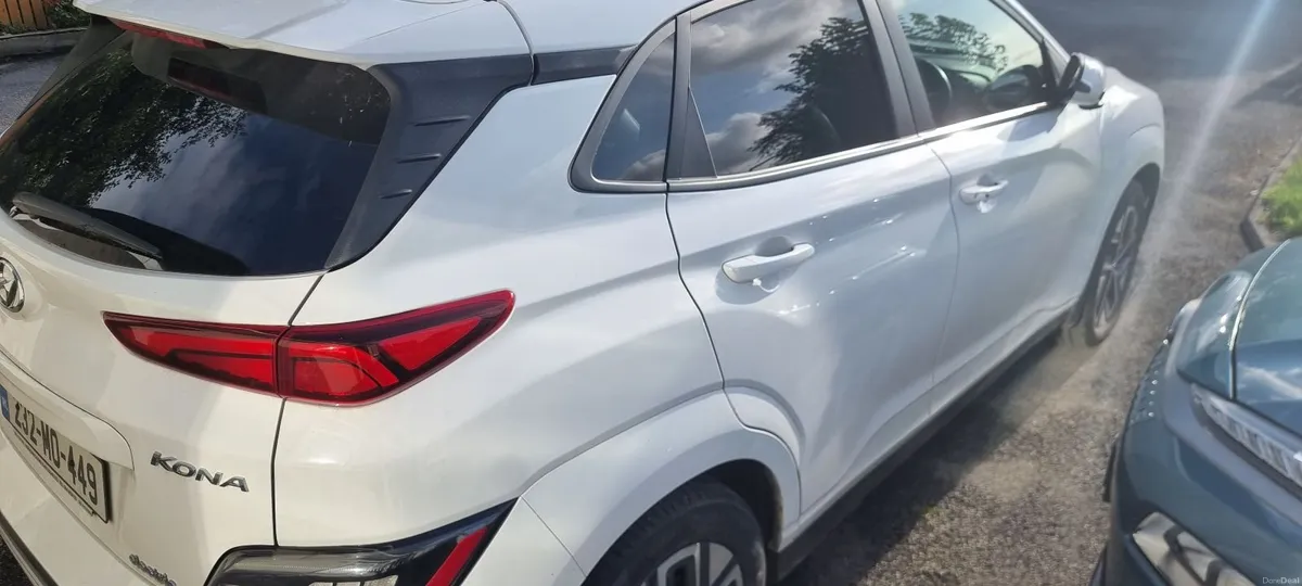 Hyundai KONA 2023 - Image 2