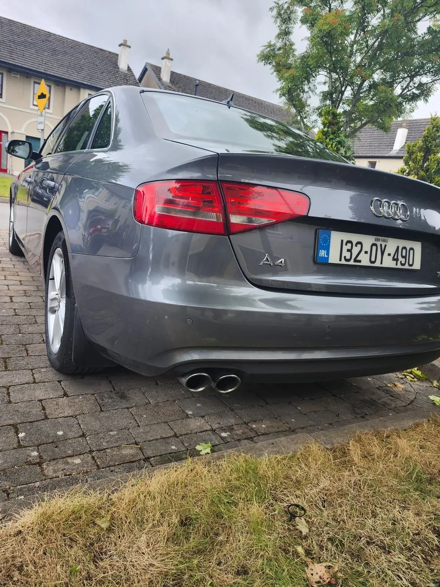 Audi A4 2013 - Image 2