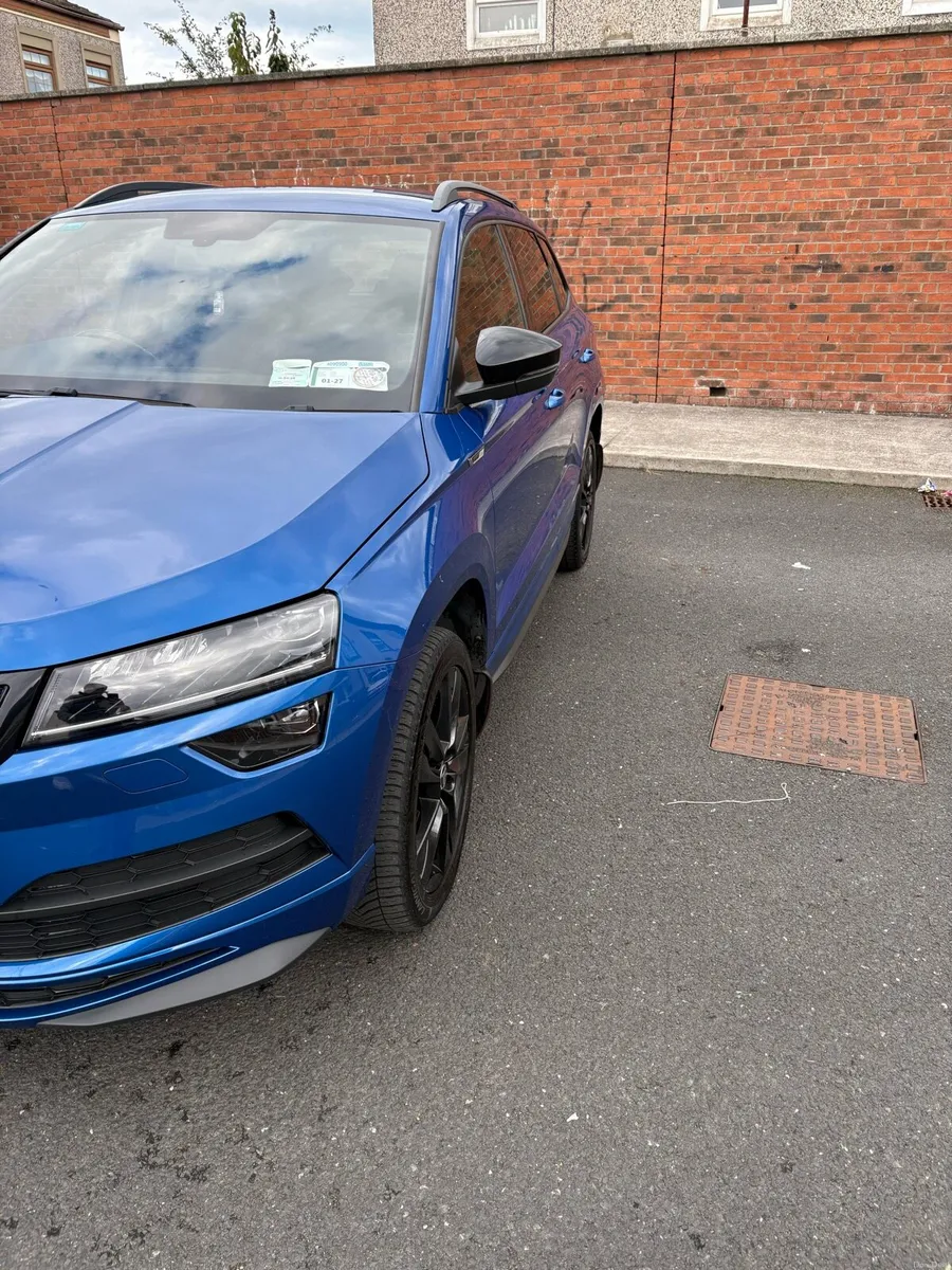 Skoda Karoq 2L TDI SPORTLINE LIMITED SKODA BLUE - Image 3