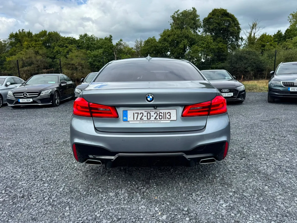 2017 BMW 520 M SPORT * SUNROOF * - Image 6