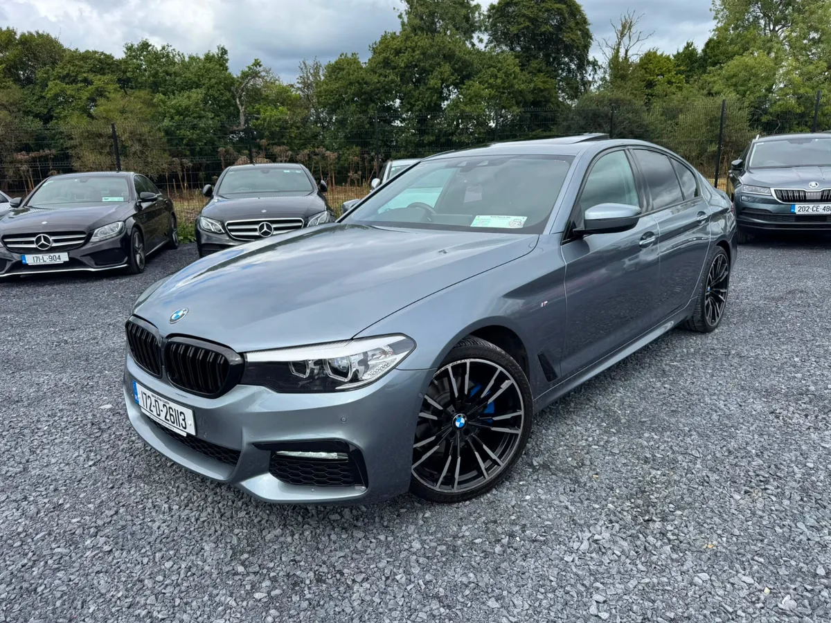 2017 BMW 520 M SPORT * SUNROOF * - Image 2