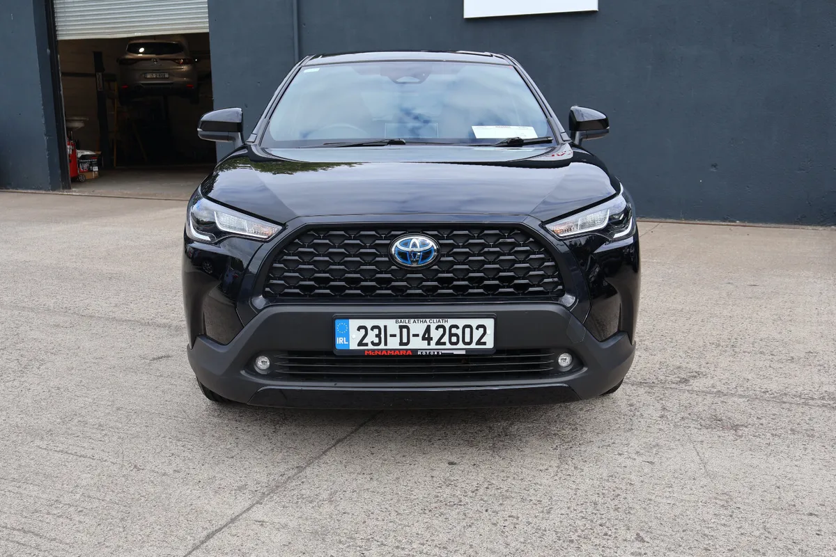 Toyota Corolla Cross Luna Exceptional Condition! - Image 4
