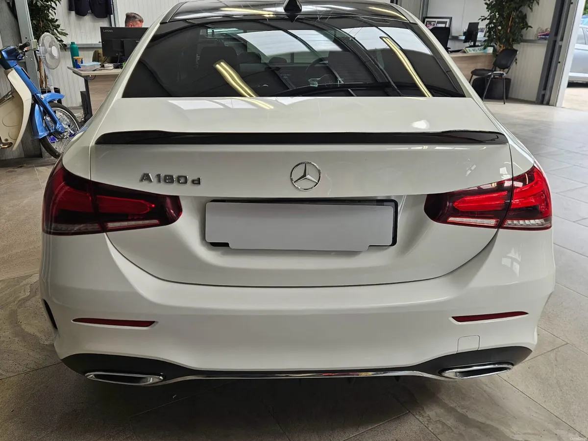 19 MERCEDES BENZ A-CLASS AMG LINE SALOON - Image 4