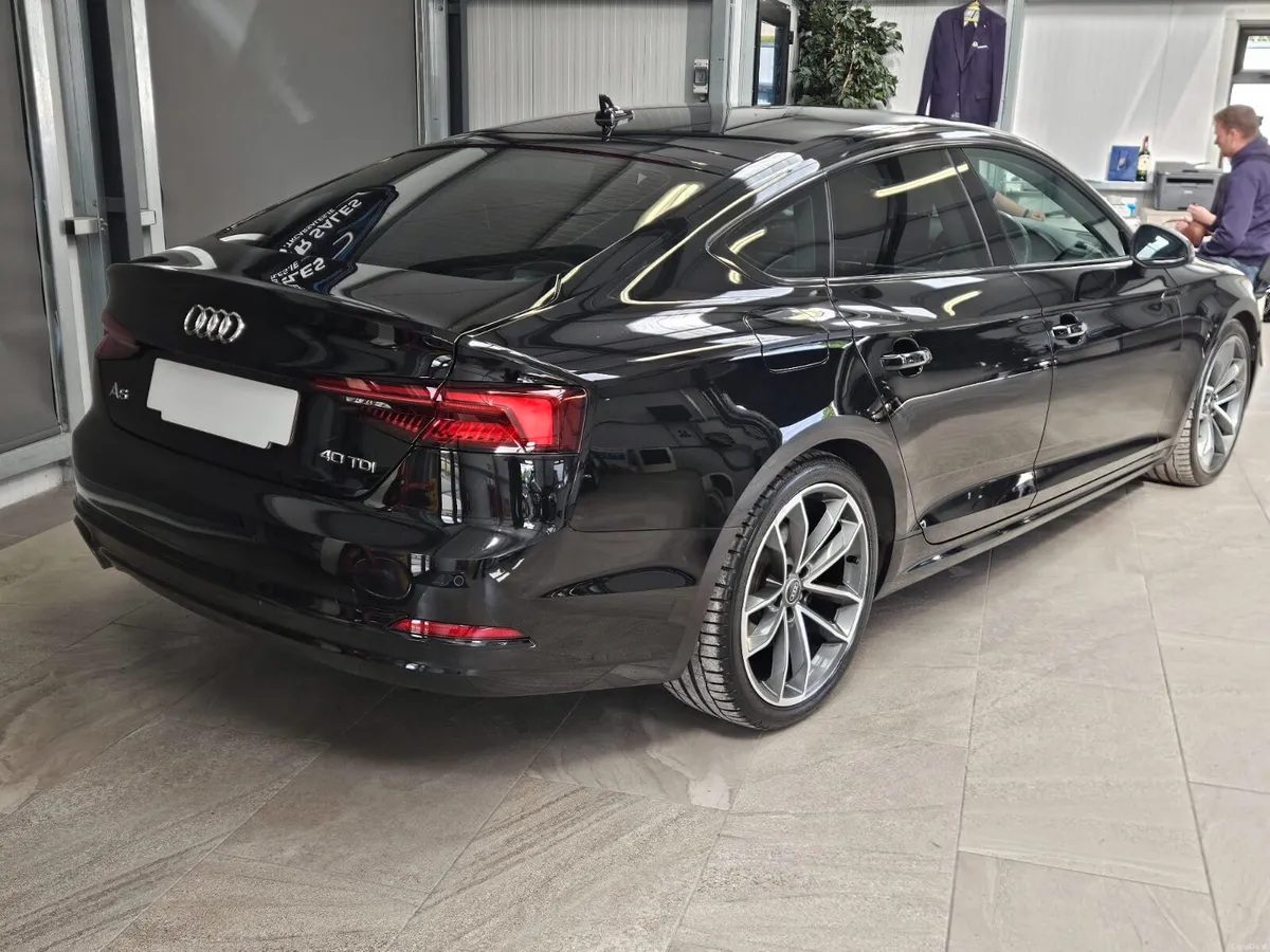 19 AUDI A5 SPORT 190 BHP AUTOMATIC - Image 3