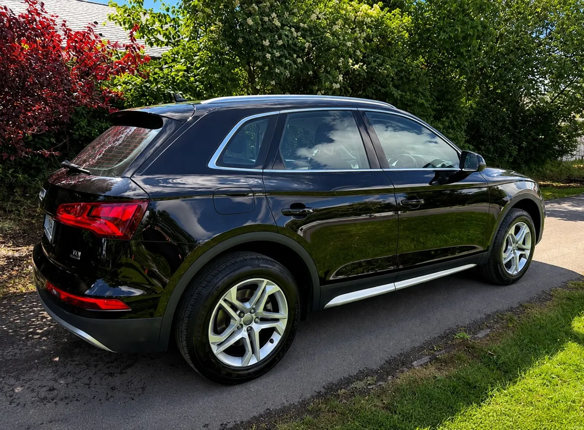 Audi Q5 - Image 6