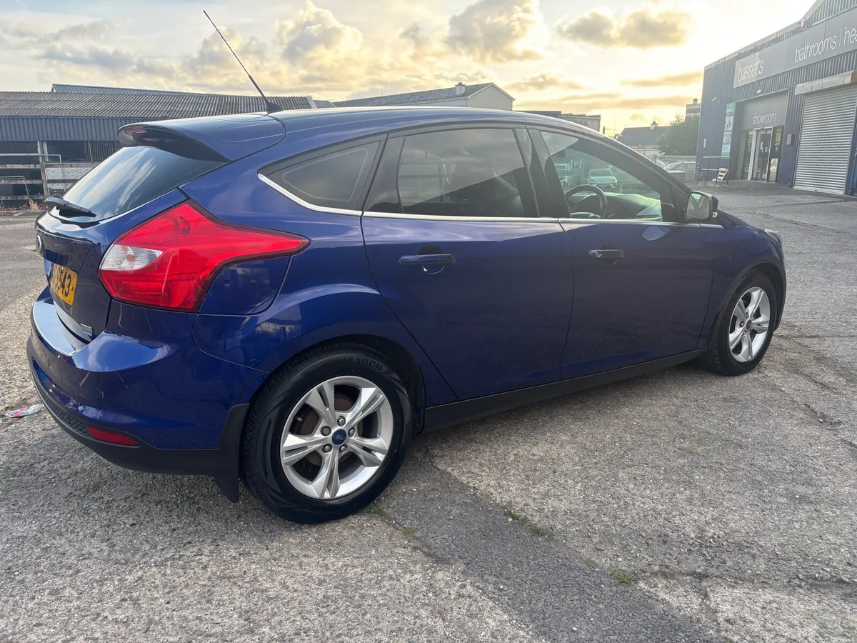 Ford Focus 1.0 Zetec - Image 3