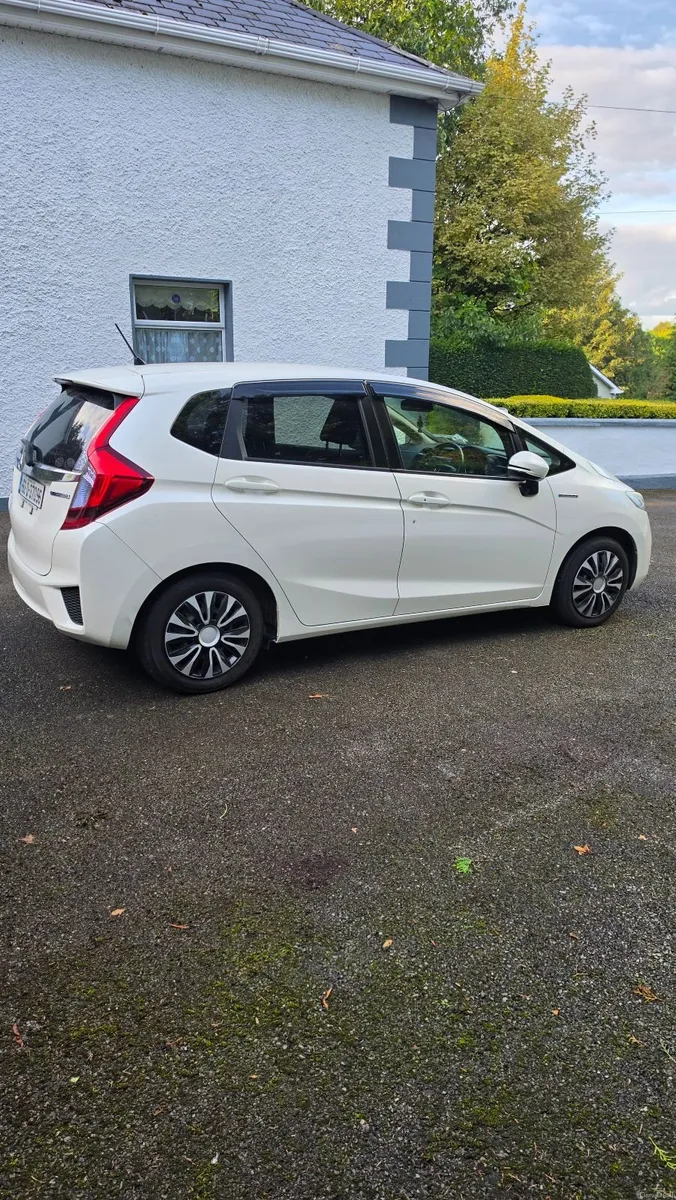 Honda Fit 2016 - Image 4