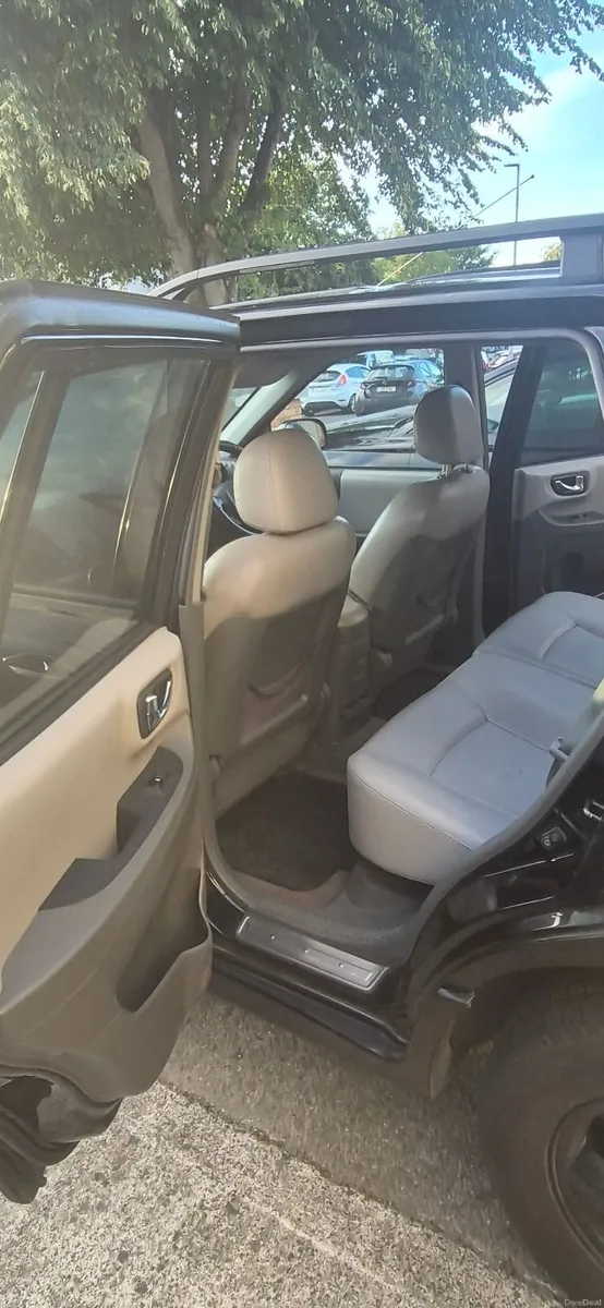Hyundai Santa Fe 2005 - Image 5