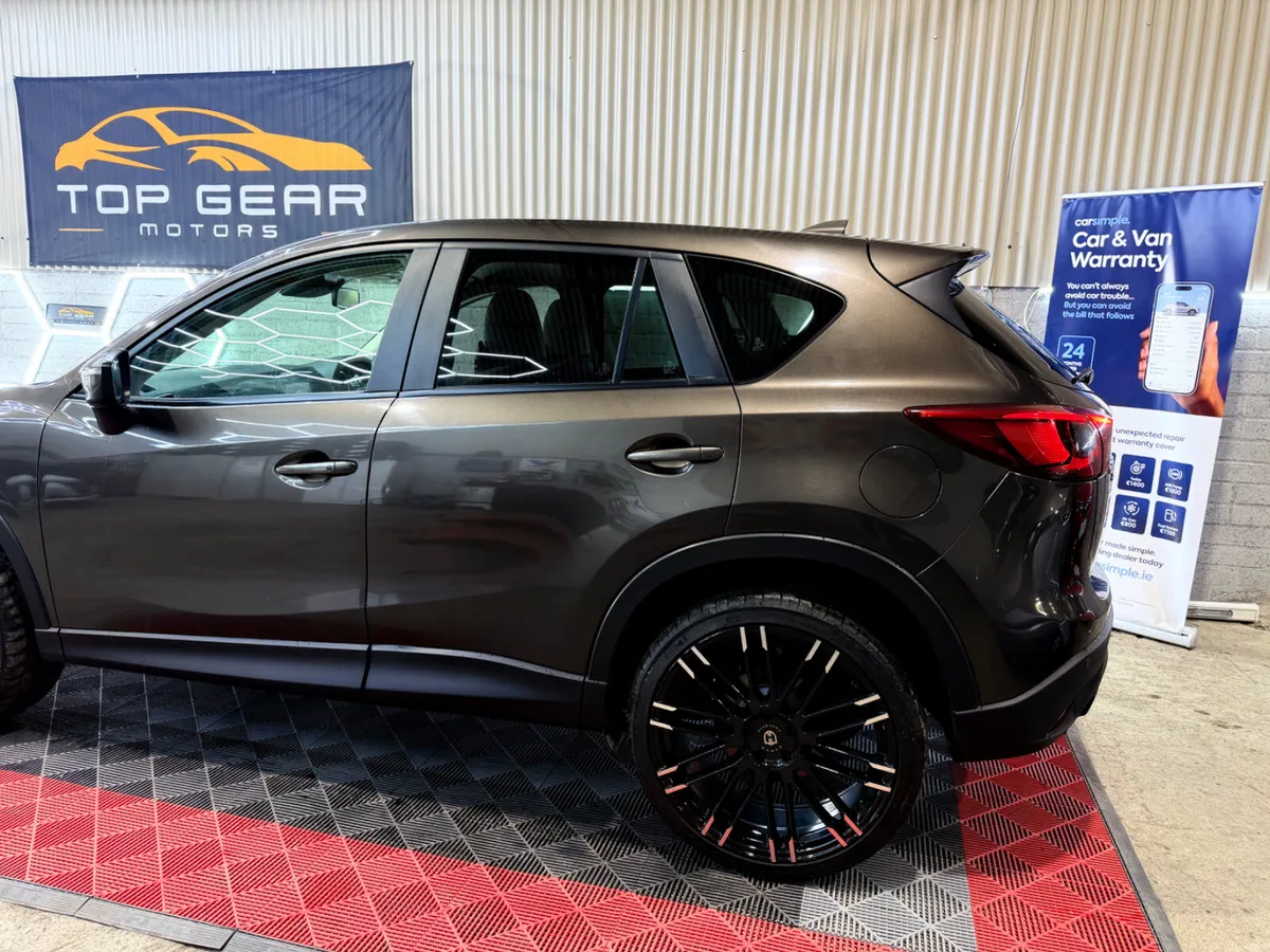 161 Mazda CX-5 Trim Version 2.2D (175ps) PLATINUM - Image 3