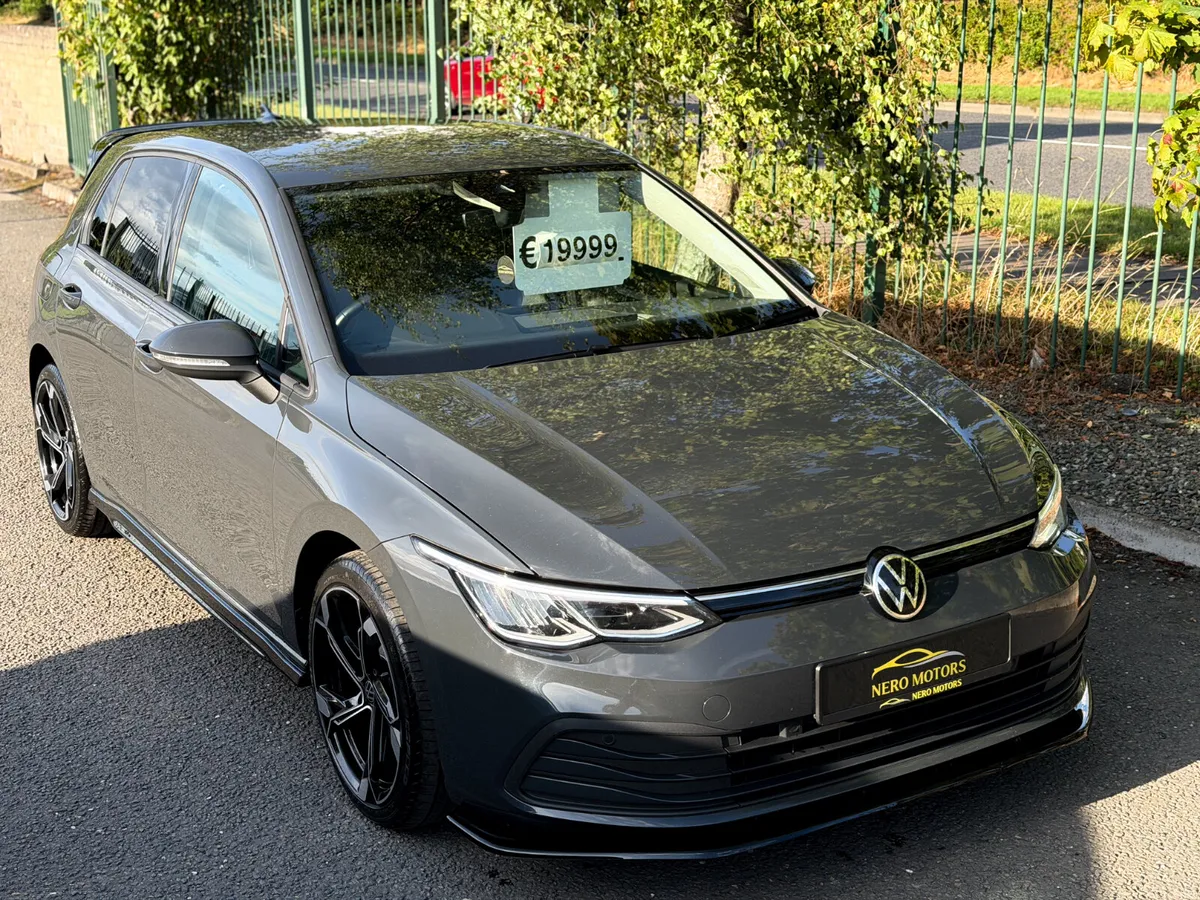2020 Volkswagen Golf - Image 2