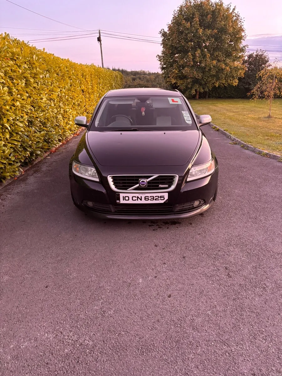Volvo s40 r design - Image 2