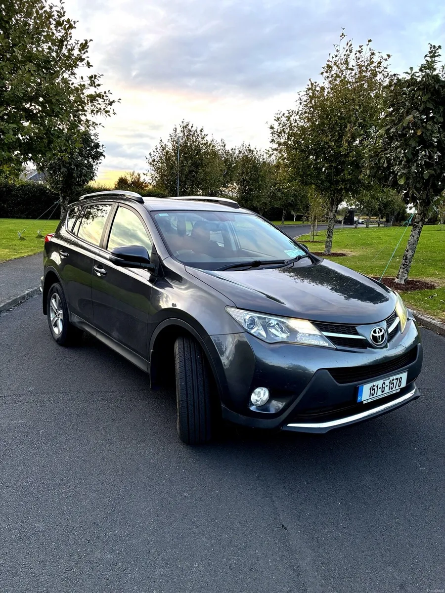 Toyota RAV4 2015 - Image 1