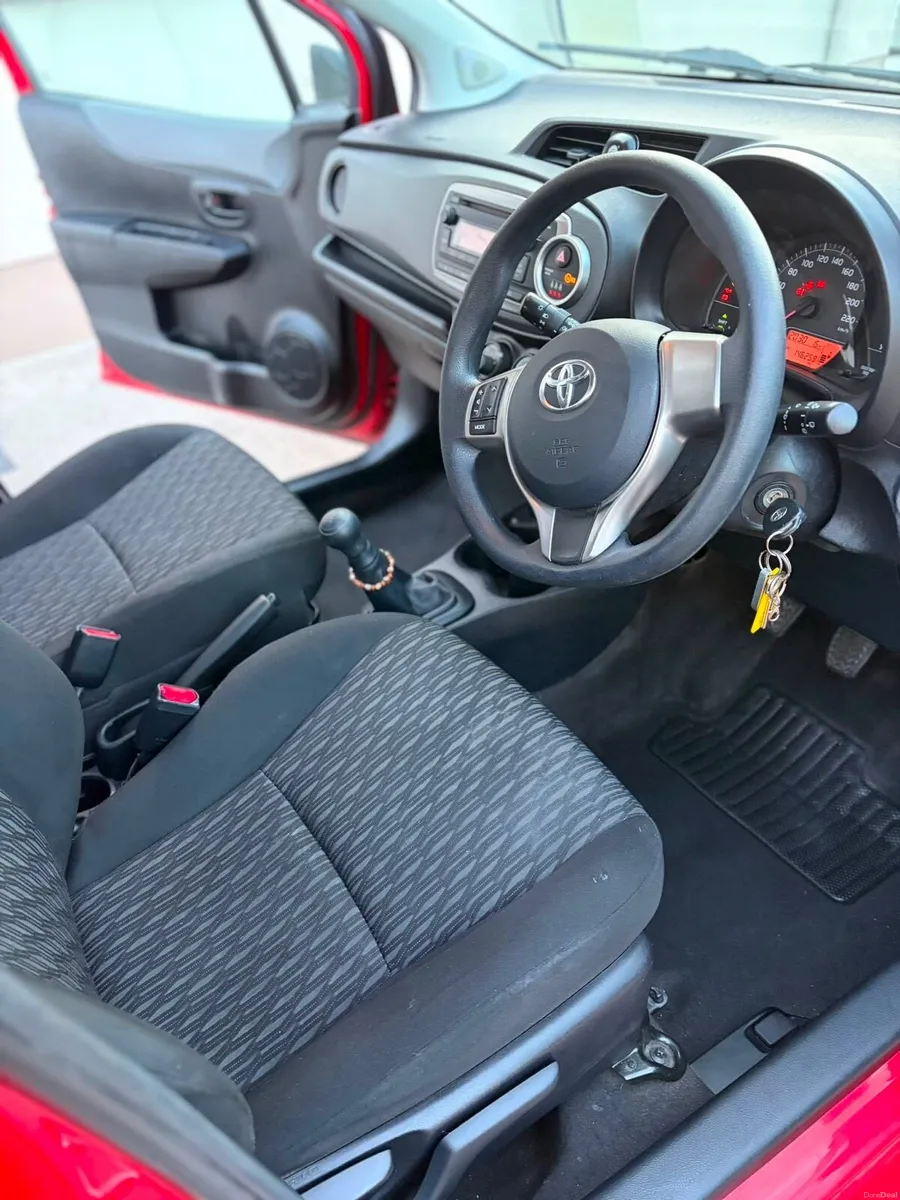 Toyota Yaris 1L Petrol - Image 4