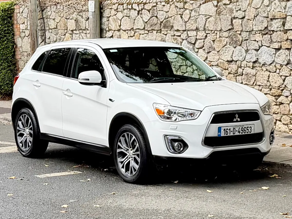 Mitsubishi ASX 2016!! 1.6l !! ONLY 66K MLS!! - Image 2