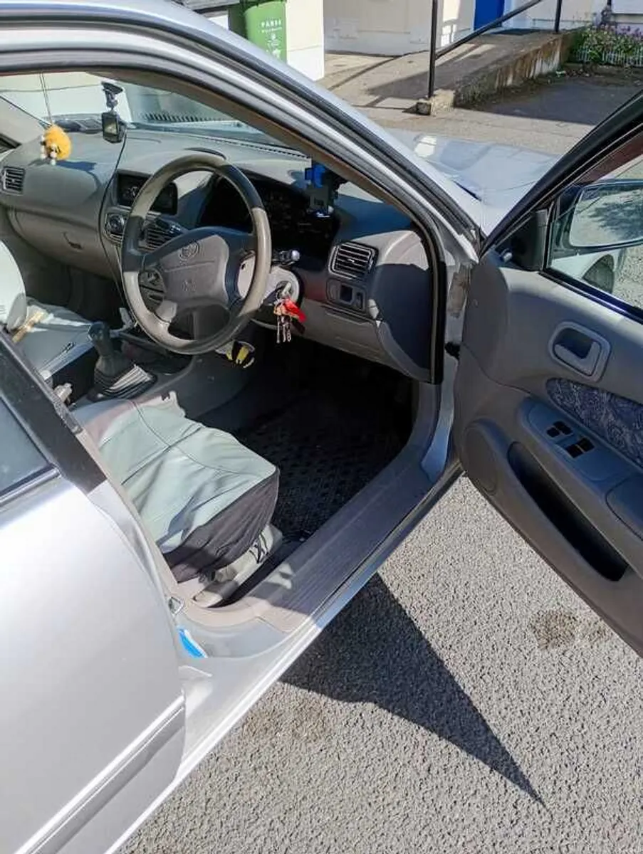 1999 Toyota Corolla - Image 6