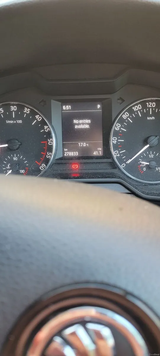 Skoda Octavia Automatic TDI 2015 - Image 5