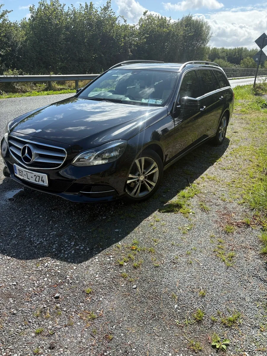 2015 Merc E220 Estate Automatic - Image 6