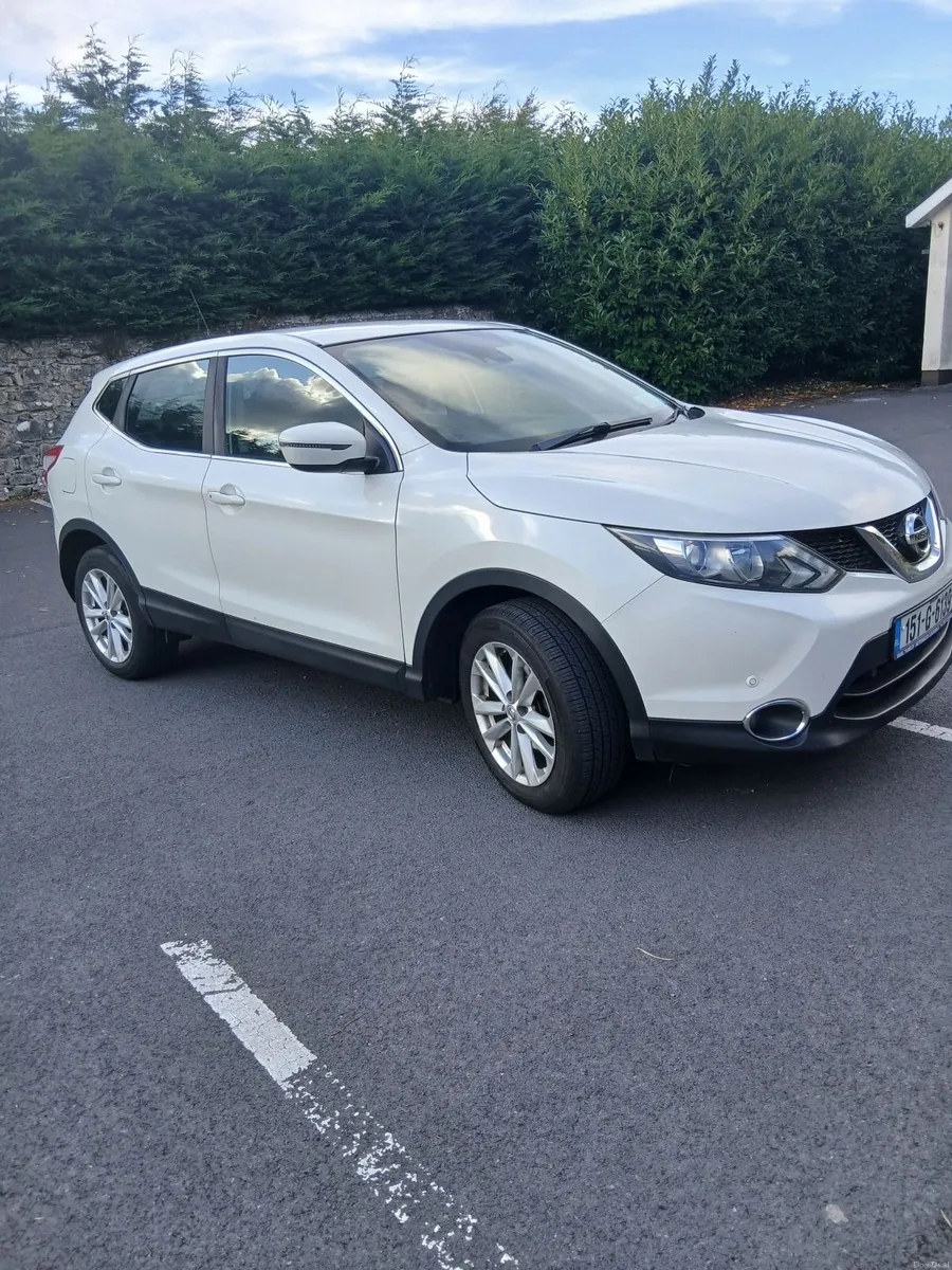 Nissan Qashqai 2015 - Image 1