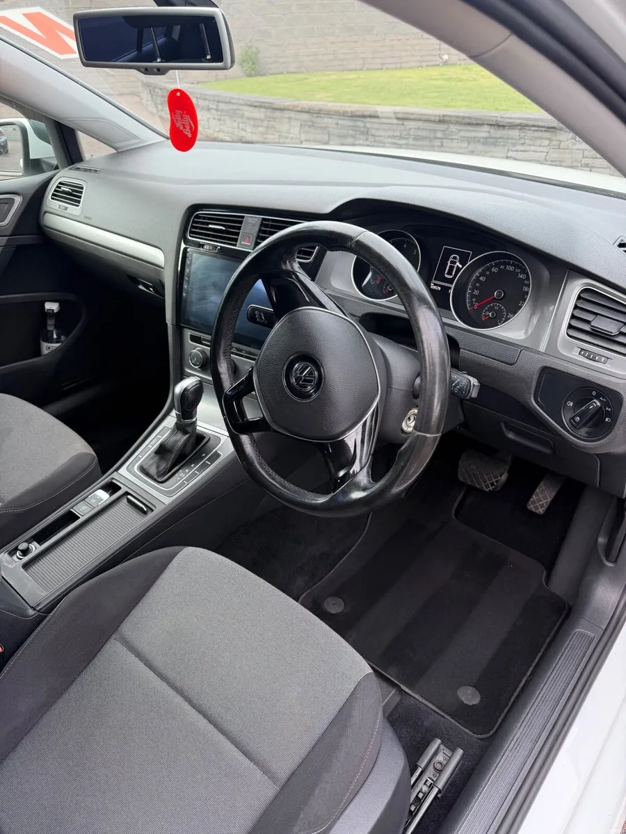 Volkswagen Golf 2016 1.2 TSI DSG Automatic - Image 6