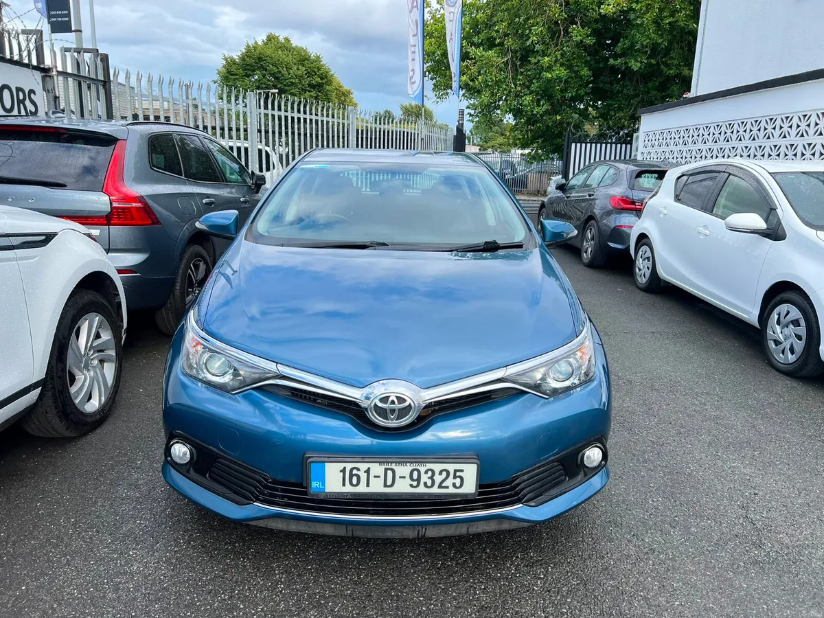 2016 Toyota Auris 1.4 Diesel Luna - Image 3