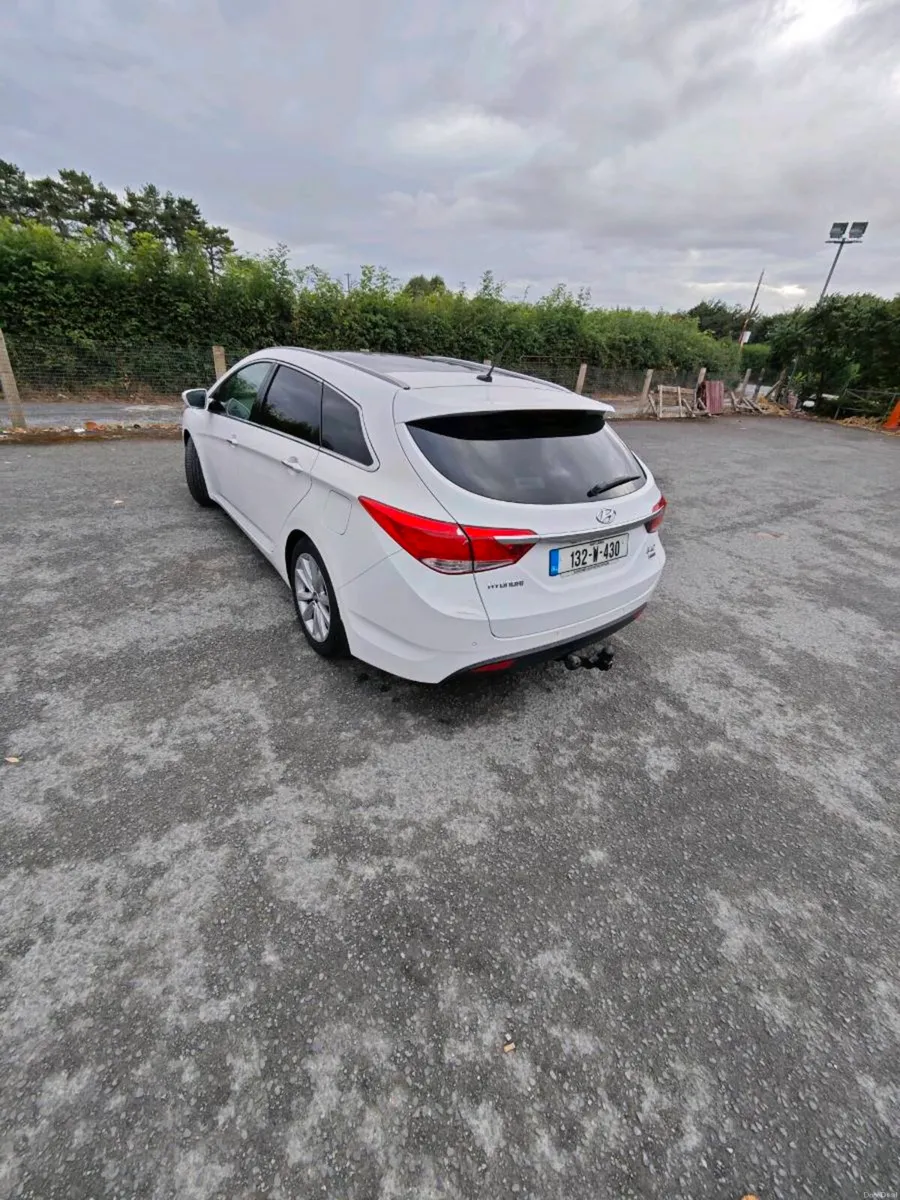 Hyundai i40 Estate 1.7 D - Image 2