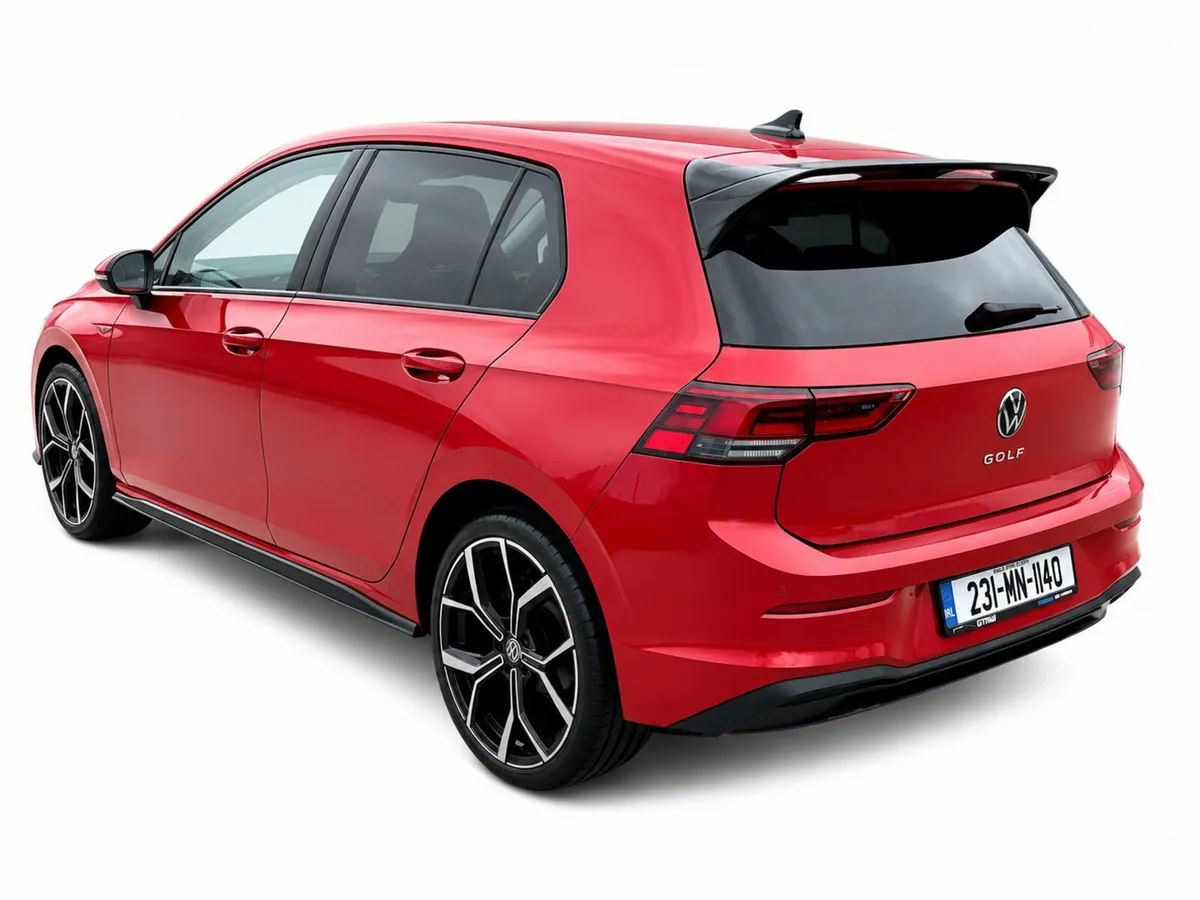 2023 VOLKSWAGEN GOLF 2.0TDI LIFE - Image 3