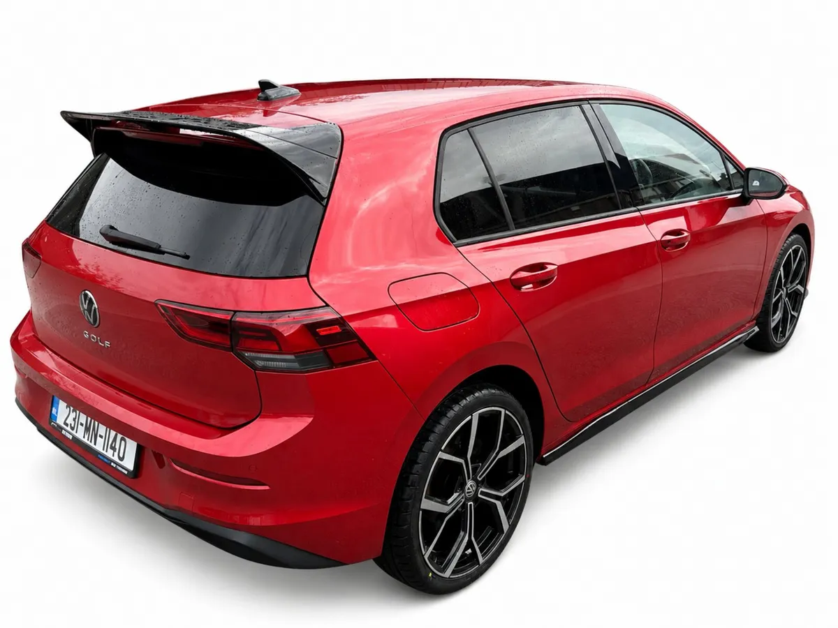 2023 VOLKSWAGEN GOLF 2.0TDI LIFE - Image 4