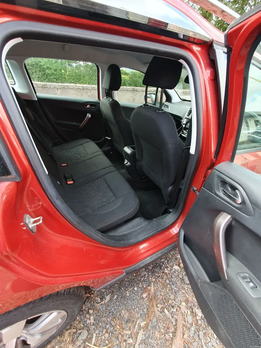 Peugeot 2008 2015 - Image 4