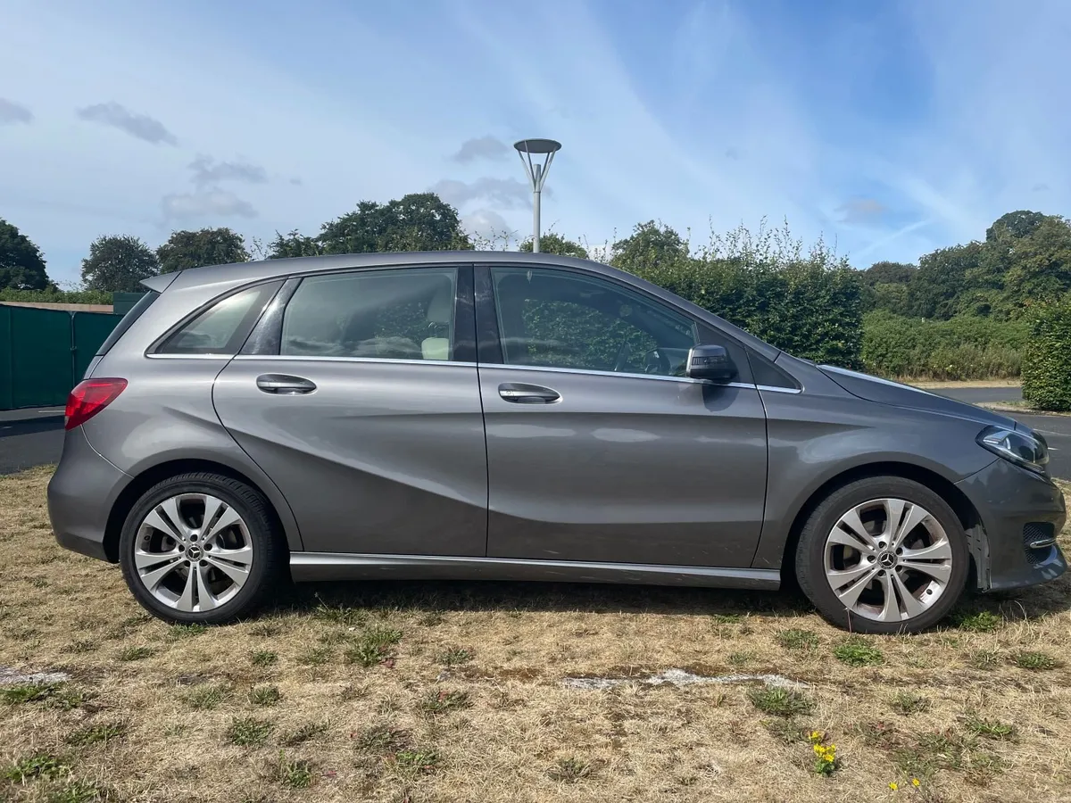 Mercedes-Benz B-Class 2018 - Image 1