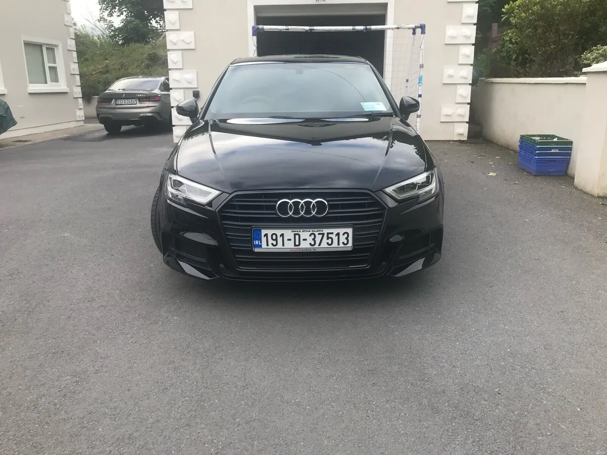 Audi A3 TDI Sline Blk edition - Image 2