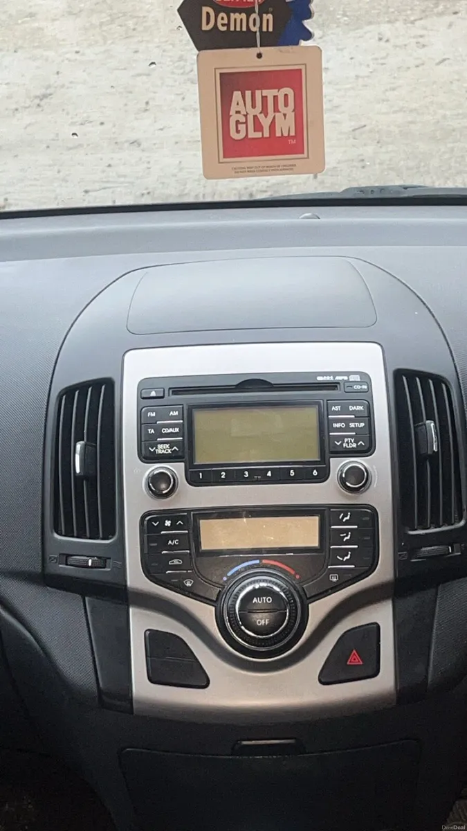 Car - Image 5