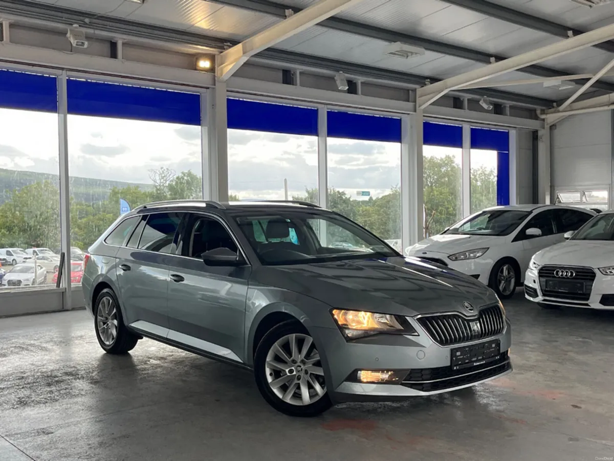 Skoda Superb 1.6 TDI SE TECH 120PS 5DR - Image 3