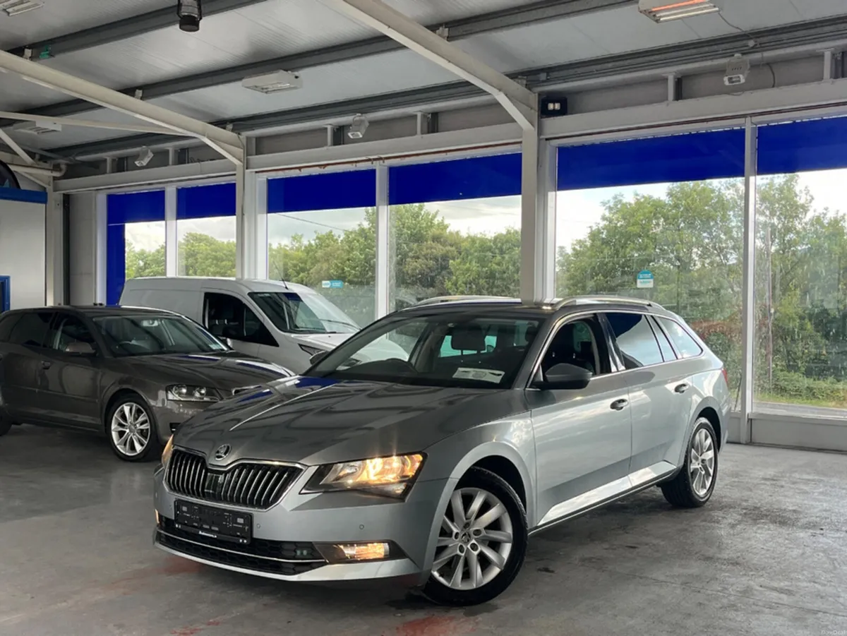 Skoda Superb 1.6 TDI SE TECH 120PS 5DR - Image 1
