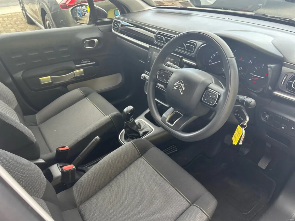 Citroen C3 FLAIR PURETECH 82 SS EU6.3 4DR - Image 6