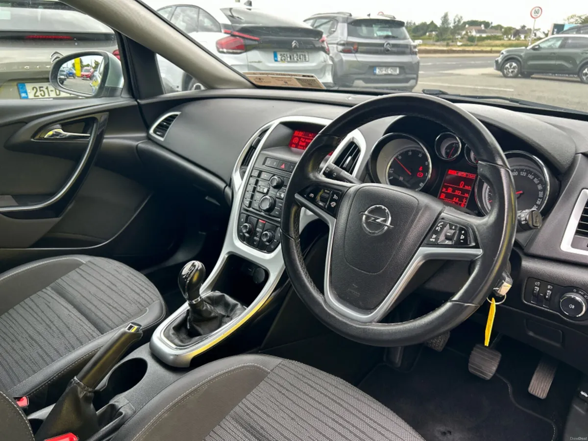 Opel Astra EXCITE 1.6 CDTI 110PS ECO 5DR - Image 6