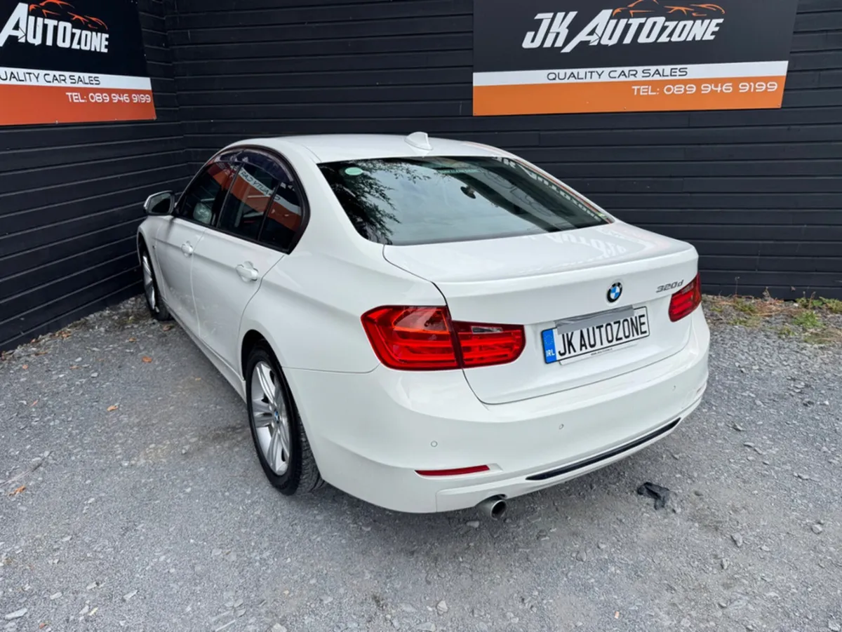 BMW 3-Series 2.0D LUXURY AUTO - Image 6