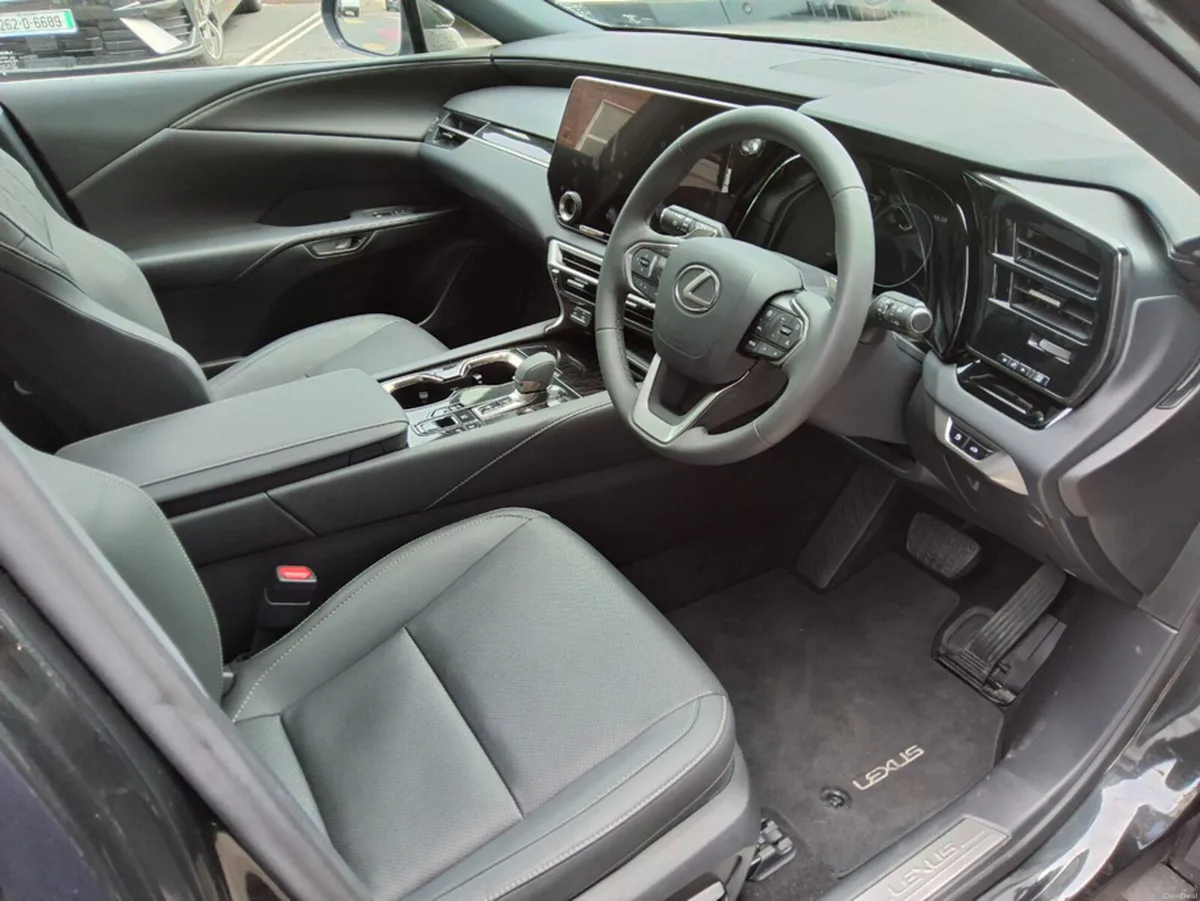 Lexus RX450H+ 450H+ PREMIUM PHEV PLUS ** SUNROOF * - Image 6