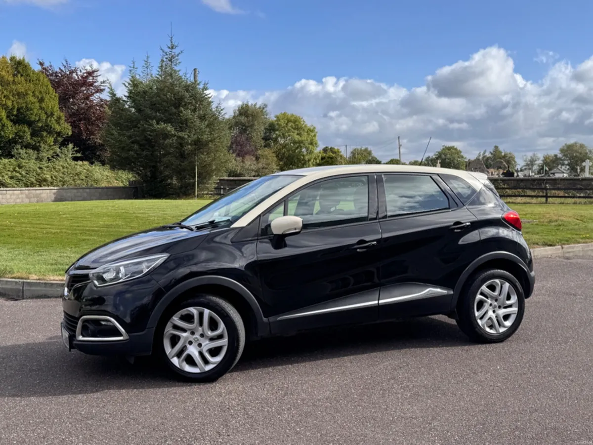 Renault Captur INTENSE 1.5 DCI 90 EU6M 4DR - Image 4