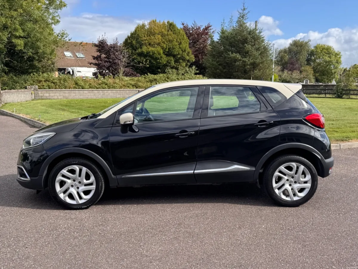 Renault Captur INTENSE 1.5 DCI 90 EU6M 4DR - Image 6