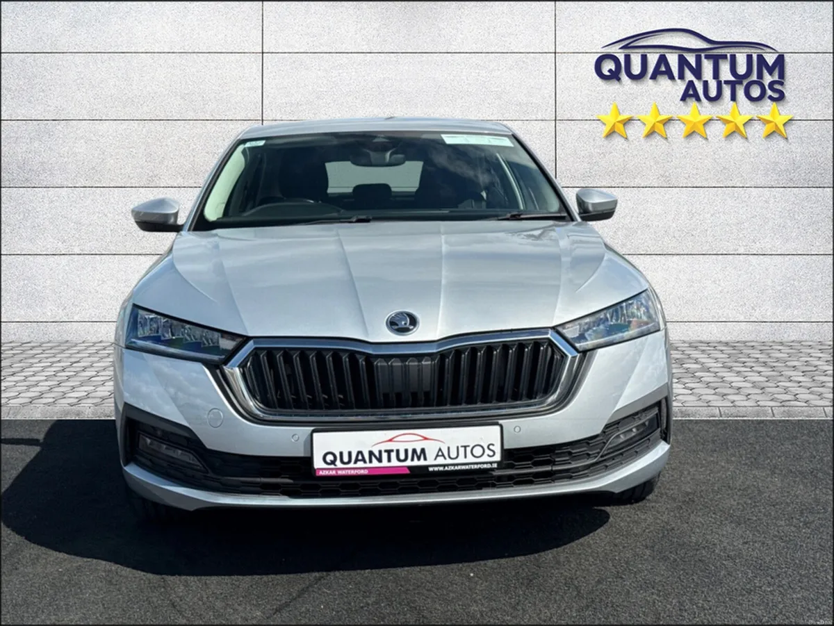 Skoda Octavia 2021 SE TECH 1.4 PETROL PLUG IN HYBR - Image 2