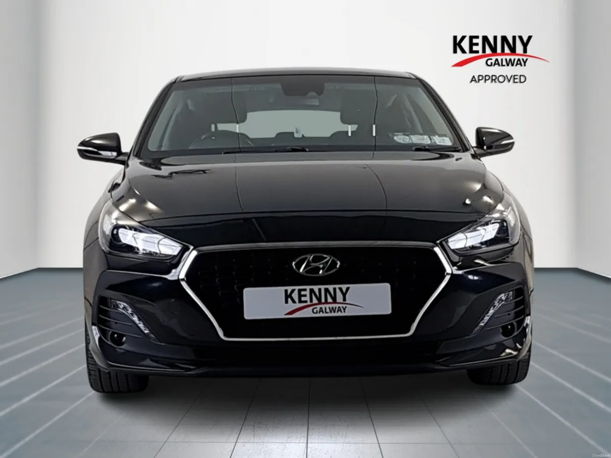 Hyundai i30 *Deposit Taken* I 30 FASTBACK 5DR - Image 2