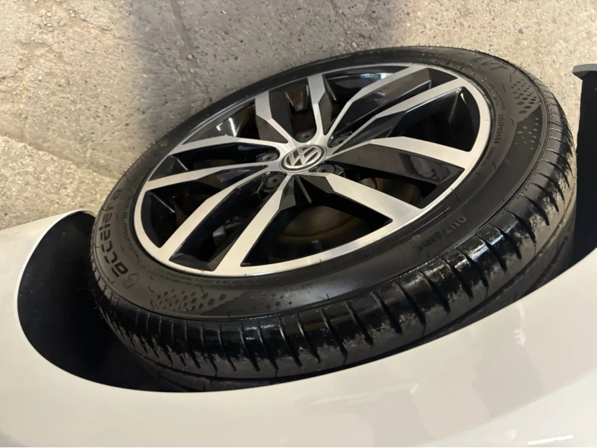 Volkswagen Golf 1.4 TSi Hi Line automatic - Image 4