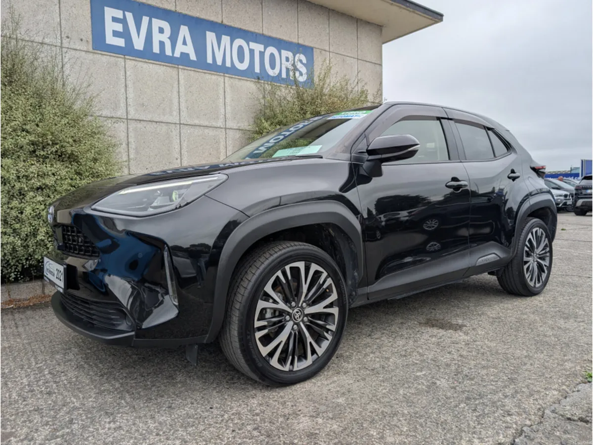 Toyota Yaris Cross Z HYBRID AUTOMATIC 1.5 PETROL / - Image 4